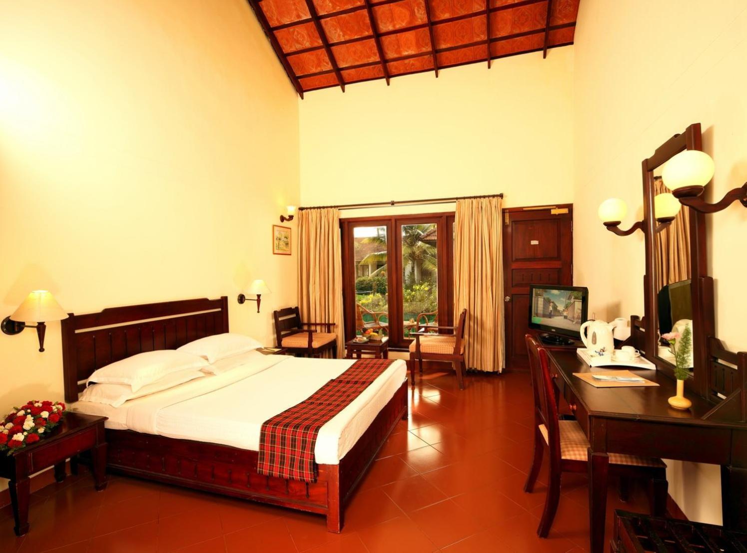 Hotel Abad Whispering Palms Kumarakom Exterior foto